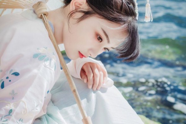 In the end, there is one Zhi Jiaoyi who can't crush him, but if he speaks oneonone, Jiao Yi has absolute confidence to abuse this dog into a dead dog.